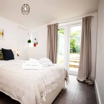 Rent this 1 bed apartment on London in SE25 6PP, United Kingdom