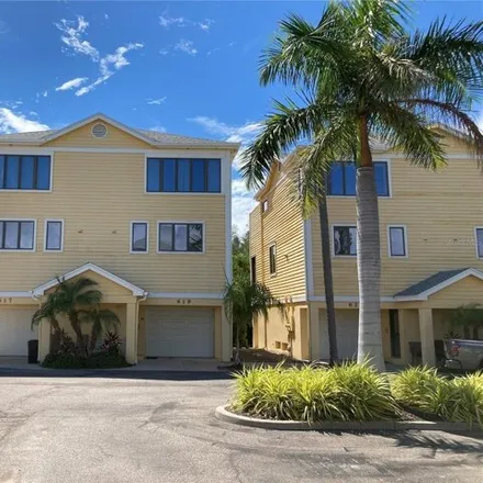 Buy this 1 bed townhouse on 699 Cedars Court in Longboat Key, Manatee County