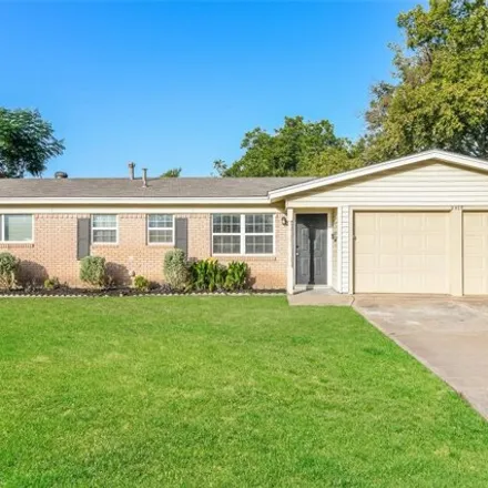 Rent this 3 bed house on 2019 Bettibart Street in Fort Worth, TX 76134