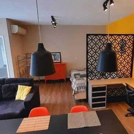Rent this studio apartment on Rua Doutor Emílio Ribas 94 in Vila Nova, Santos - SP