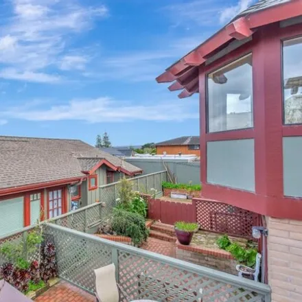 Image 3 - 784 Pine Street, Monterey, CA 93940, USA - House for sale