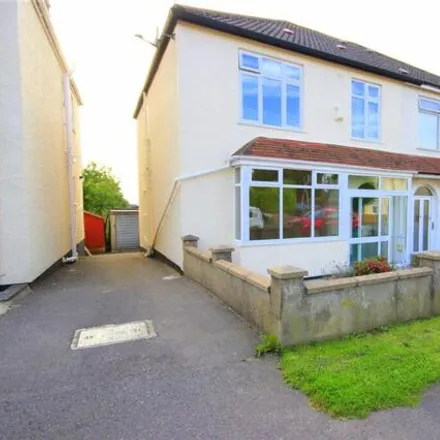 Rent this 4 bed duplex on 26 Kingsholm Road in Bristol, BS10 5LH