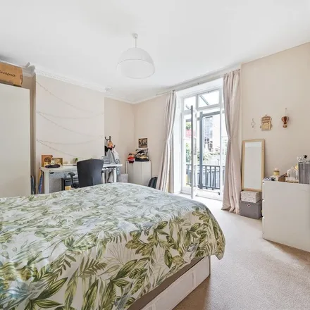 Rent this 1 bed apartment on 14 Fassett Road in London, KT1 2FL