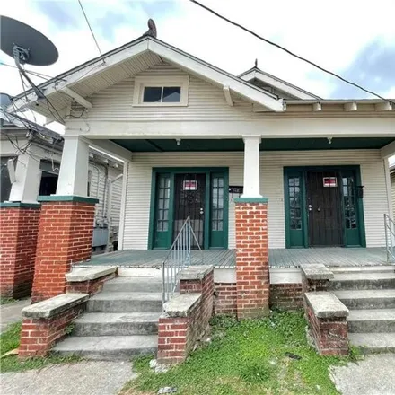 Rent this 2 bed house on 7108 Colapissa Street in New Orleans, LA 70125