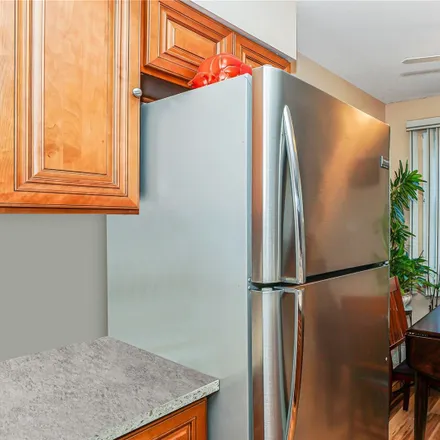 Image 9 - 138-28 Redding Street, New York, NY 11417, USA - Townhouse for sale