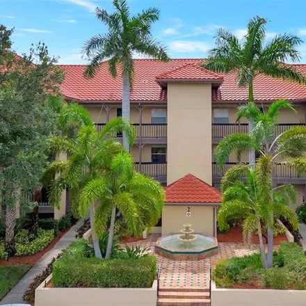 Buy this 2 bed condo on 13099 Feather Sound Drive in Feather Sound, Pinellas County