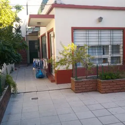 Buy this 3 bed house on Olavarría 74 in Quilmes Este, Quilmes