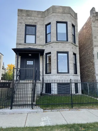 Rent this 3 bed house on 6355 South Maryland Avenue in Chicago, IL 60637