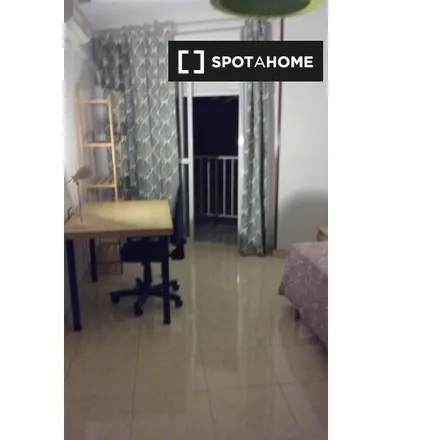 Rent this 3 bed room on La Cabaña in Calle Goya, 30002 Murcia