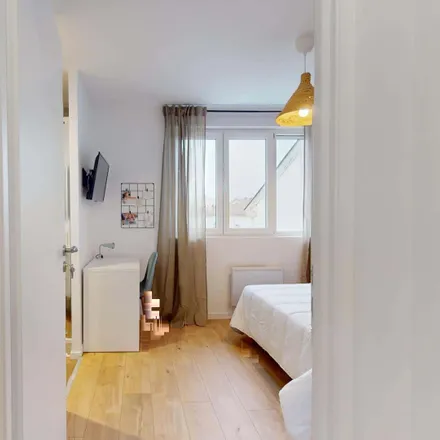 Rent this 3 bed room on 134 Avenue du Général Leclerc in 54600 Villers-lès-Nancy, France