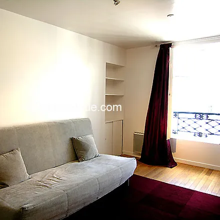 Image 3 - 23 Rue de Ponthieu, 75008 Paris, France - Apartment for rent