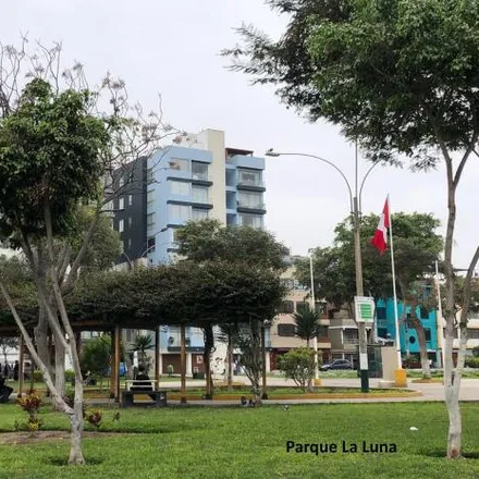 Image 2 - Avenida El Sol de Oro, Los Olivos, Lima Metropolitan Area 15028, Peru - House for sale
