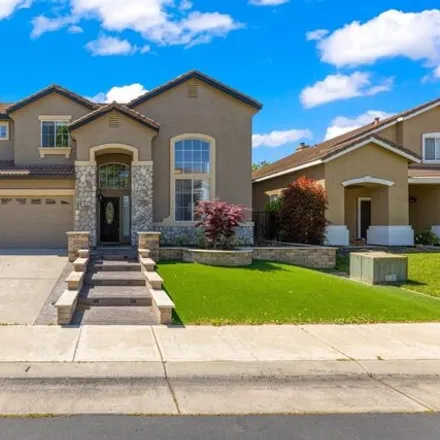 Buy this 5 bed house on 9512 Diamond Point Lane in Elk Grove, CA 95758