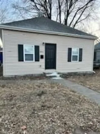 Buy this 2 bed house on Mary Street in Saint Joseph, MO 64507