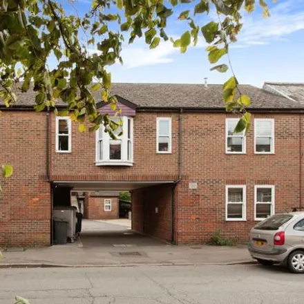 Buy this 2 bed apartment on 164 High Street in Cambridge, CB4 1NS