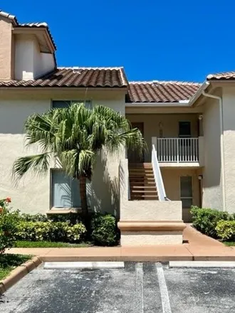 Rent this 1 bed condo on Glenmoor Drive in West Palm Beach, FL 33409