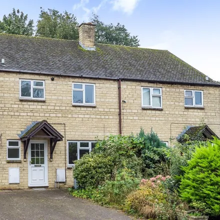 Rent this 3 bed duplex on William Bliss Avenue in Chipping Norton, OX7 5LT