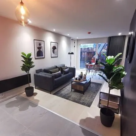 Image 4 - 8 Rockdove Avenue, Manchester, M15 5FH, United Kingdom - Apartment for rent