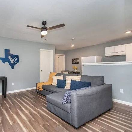 Image 9 - Houston, TX - Apartment for rent