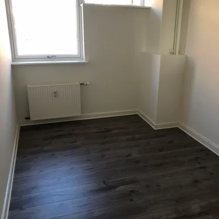 Rent this 3 bed apartment on Nørrebrogade 30 in 7000 Fredericia, Denmark