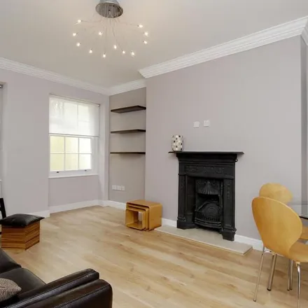 Rent this 1 bed apartment on Stanley Gardens South in Kensington Park Gardens, London