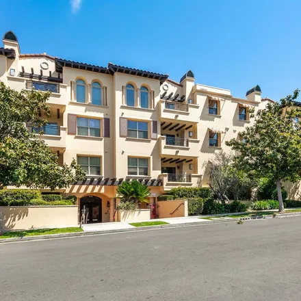 Buy this 2 bed condo on 5037 Rosewood Avenue in Los Angeles, CA 90004