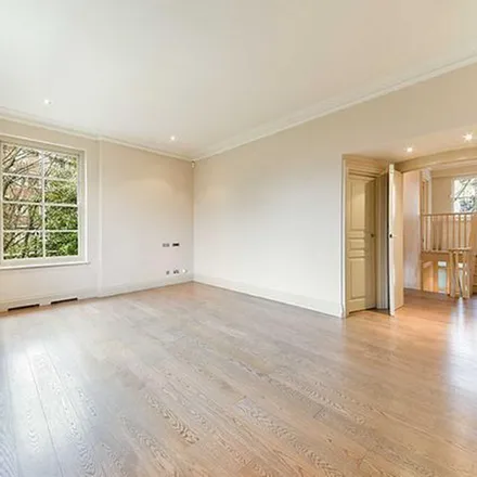 Rent this 5 bed apartment on Mortimer Hall in Greville Road, London