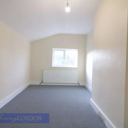 Image 8 - 308 Forest Road, London, N9 8RU, United Kingdom - Apartment for rent