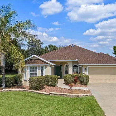Buy this 3 bed house on 5013 Harbor Heights in Lady Lake, FL 32159