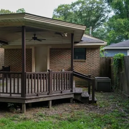 Image 7 - 1145 East Oak Street, Winnfield, LA 71483, USA - House for sale