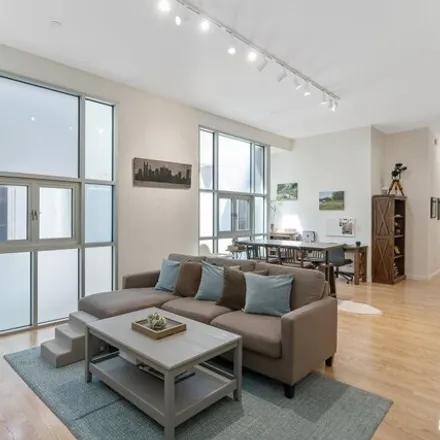 Buy this 2 bed condo on Subway in West 6th Street, Los Angeles