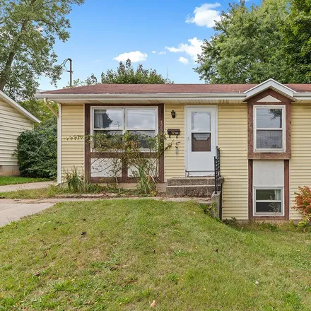 Buy this 3 bed house on 1259 Fuller Avenue Northeast in Grand Rapids, MI 49505