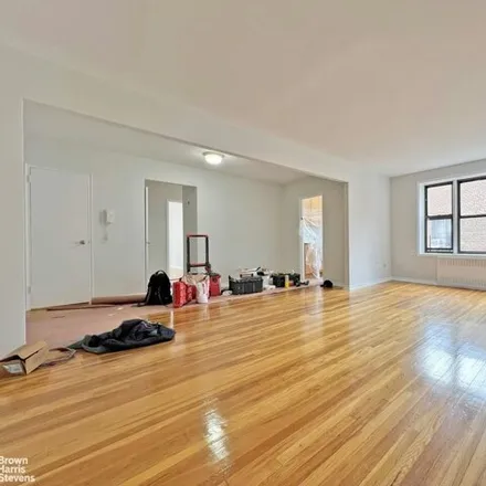 Rent this 2 bed condo on 3640 Johnson Avenue in New York, NY 10463