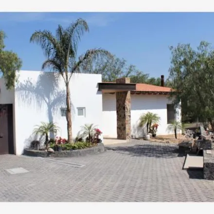Buy this 4 bed house on unnamed road in 76920 Los Ángeles, QUE