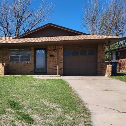 Buy this 3 bed house on unnamed road in Lawton, OK 73501
