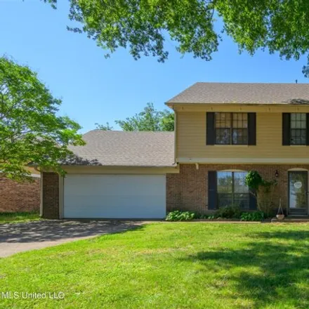 Buy this 3 bed house on 855 Birchfield Place in Southaven, MS 38671