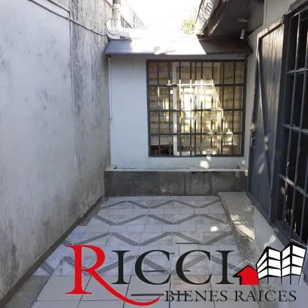 Rent this 1 bed house on Avelina Huisi de Seguí in Quilmes Oeste, 1779 Quilmes