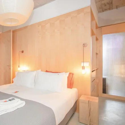 Rent this 1 bed apartment on Beneficência Familiar ASM in Cave Logística do Mercado do Bolhão, 4000-252 Porto