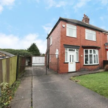 Buy this 3 bed duplex on Neath Road in Scunthorpe, DN16 1LW