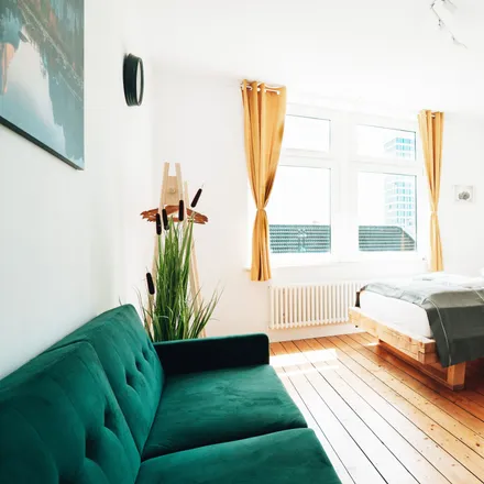 Rent this 8 bed apartment on Paulusstraße 17 in 33602 Bielefeld, Germany