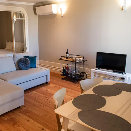 Rent this 1 bed apartment on Rua de Cedofeita 297 in 4050-122 Porto, Portugal