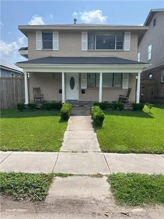 Rent this 3 bed house on 6633 Milne Boulevard in Lakeview, New Orleans