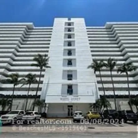 Buy this 1 bed condo on 2220 Northeast 33rd Avenue in Soroka Shores, Fort Lauderdale