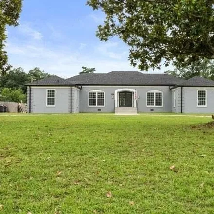 Buy this 4 bed house on 707 South Texas Street in DeRidder, LA 70634