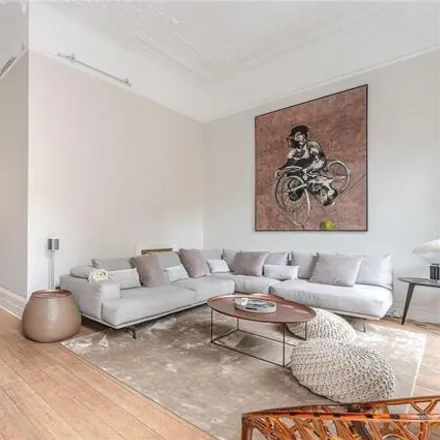 Image 2 - Bryan Packman Marcel, Moreton Street, London, SW1V 2PT, United Kingdom - Apartment for sale