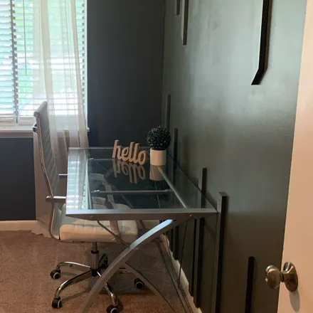 Rent this 2 bed condo on Raleigh