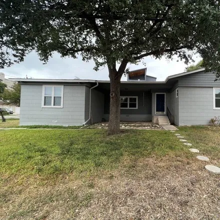 Rent this 3 bed house on 398 Everest Street in San Antonio, TX 78209