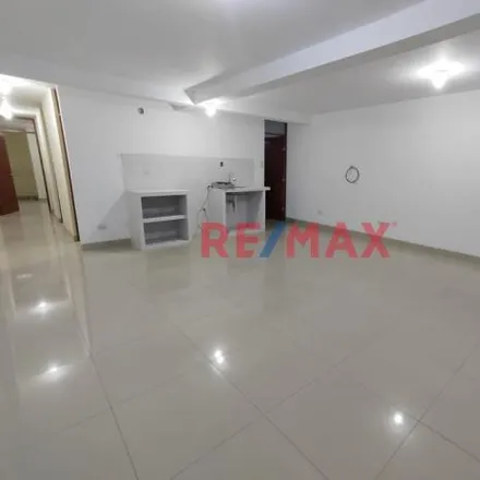 Rent this 3 bed apartment on Calle Salazar Bondy 2042 in San Martín de Porres, Lima Metropolitan Area 15031