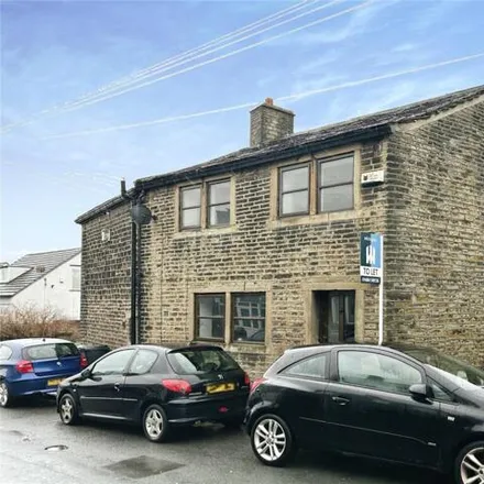 Rent this 2 bed house on Quarmby Road Cliffe End Road in Quarmby Road, Milnsbridge