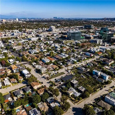 Image 6 - 2065 Colby Avenue, Los Angeles, CA 90025, USA - House for sale